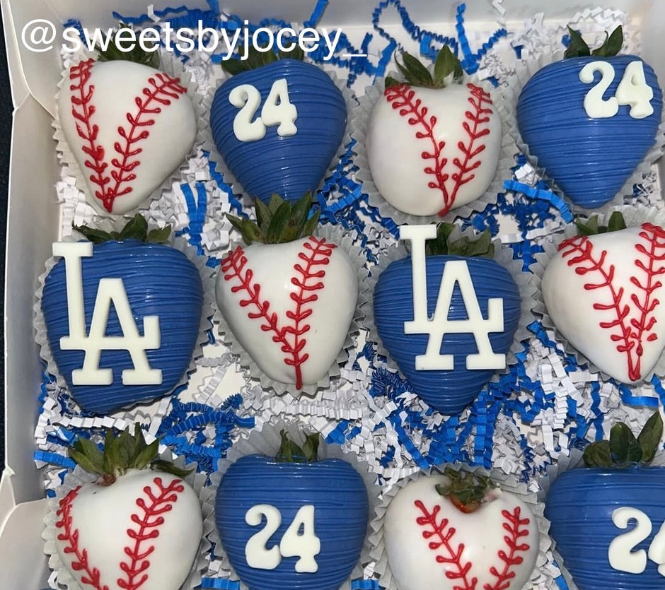 LA LOGO FONT TRIO MOLD