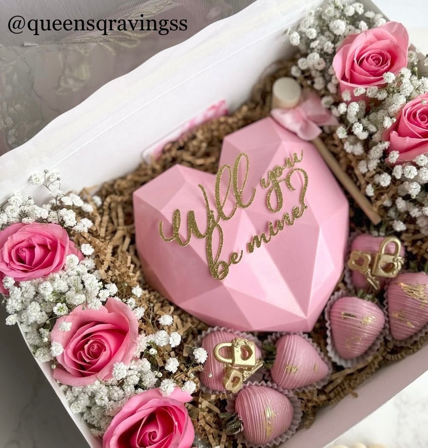 HEART LOCK AND KEY MOLD