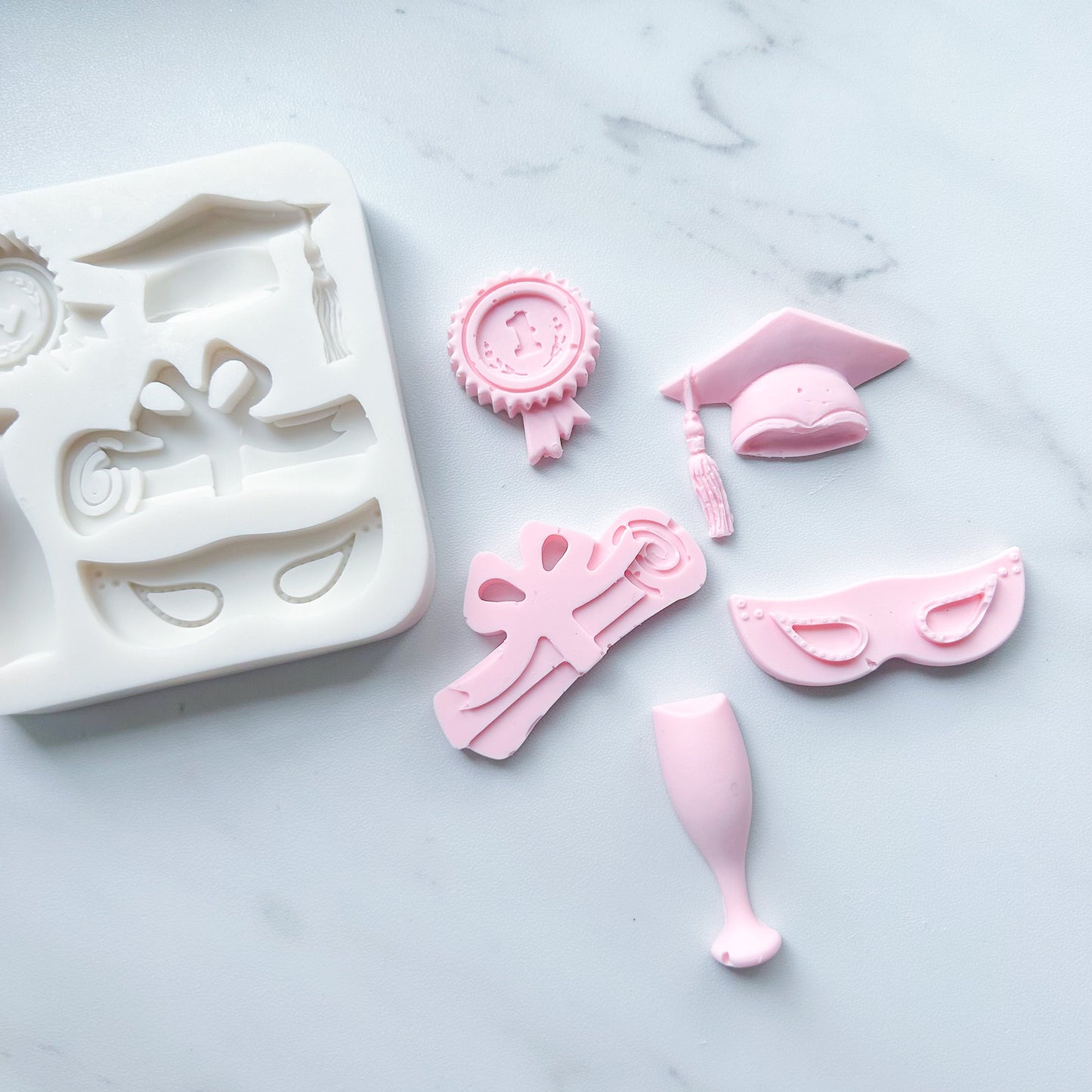 GRADUATION CELEBRATION MOLD