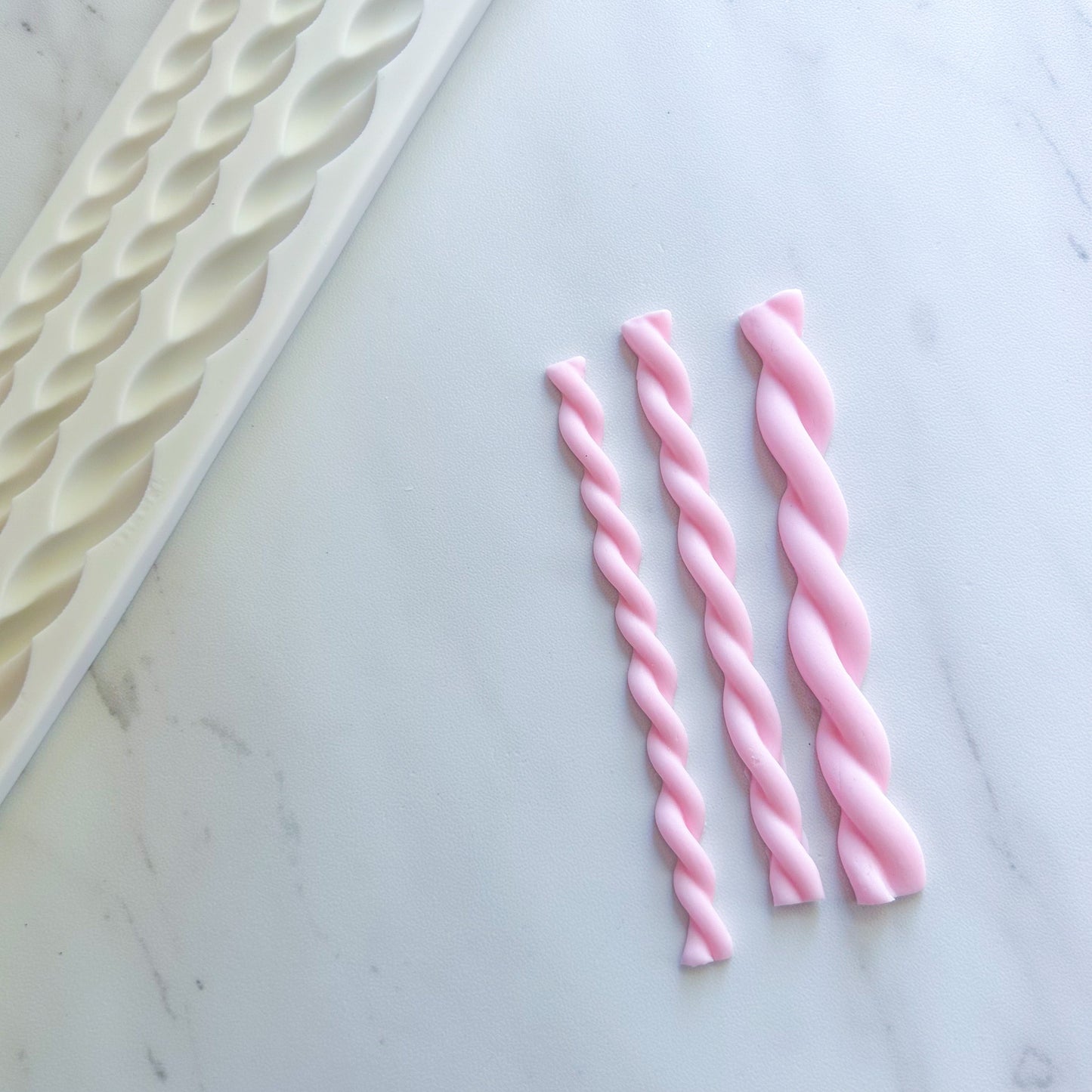 DOUBLE ROPE BORDER MOLD