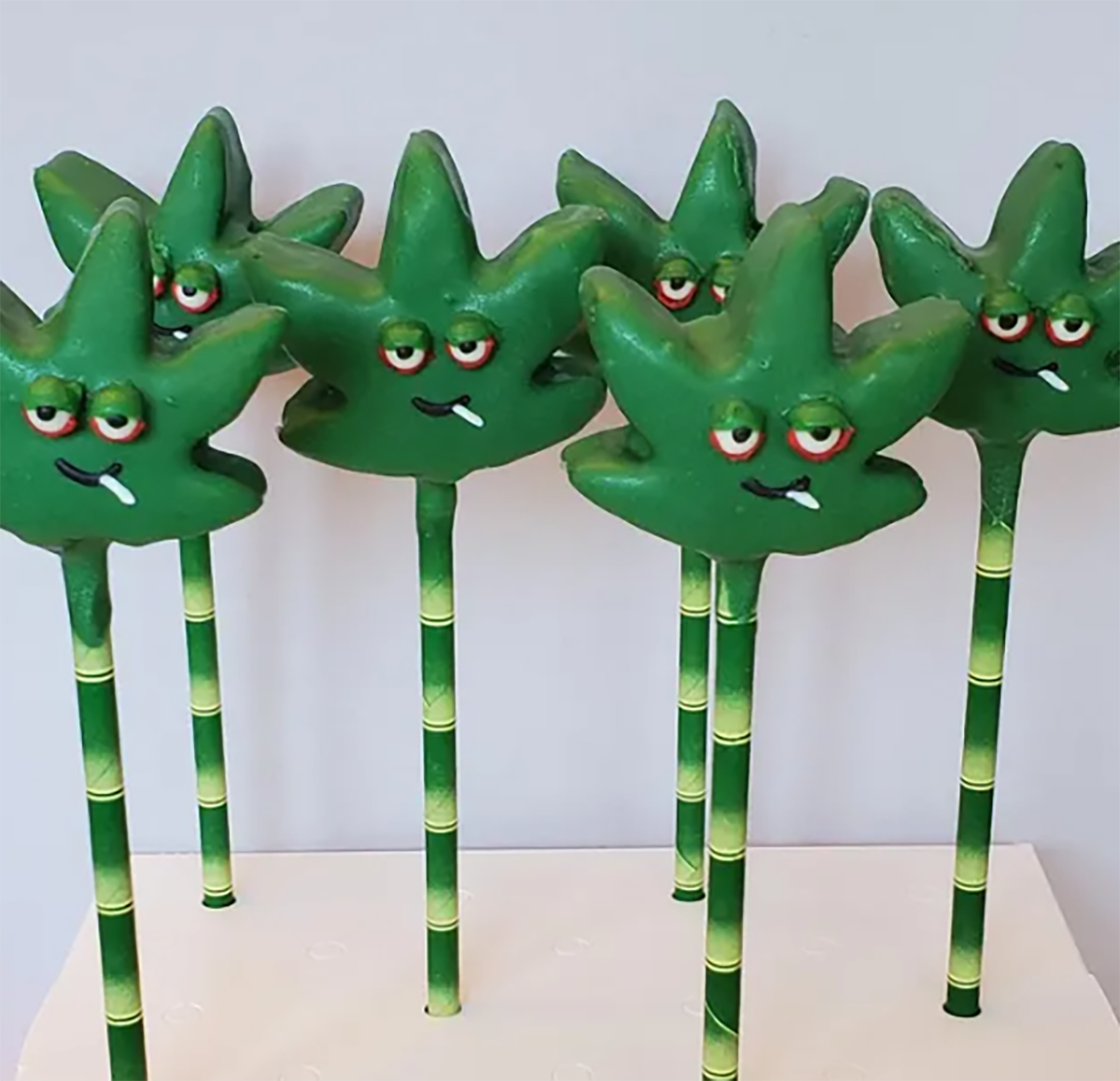 Bud Leaf Cake Pop Mold | Digital Download STL File