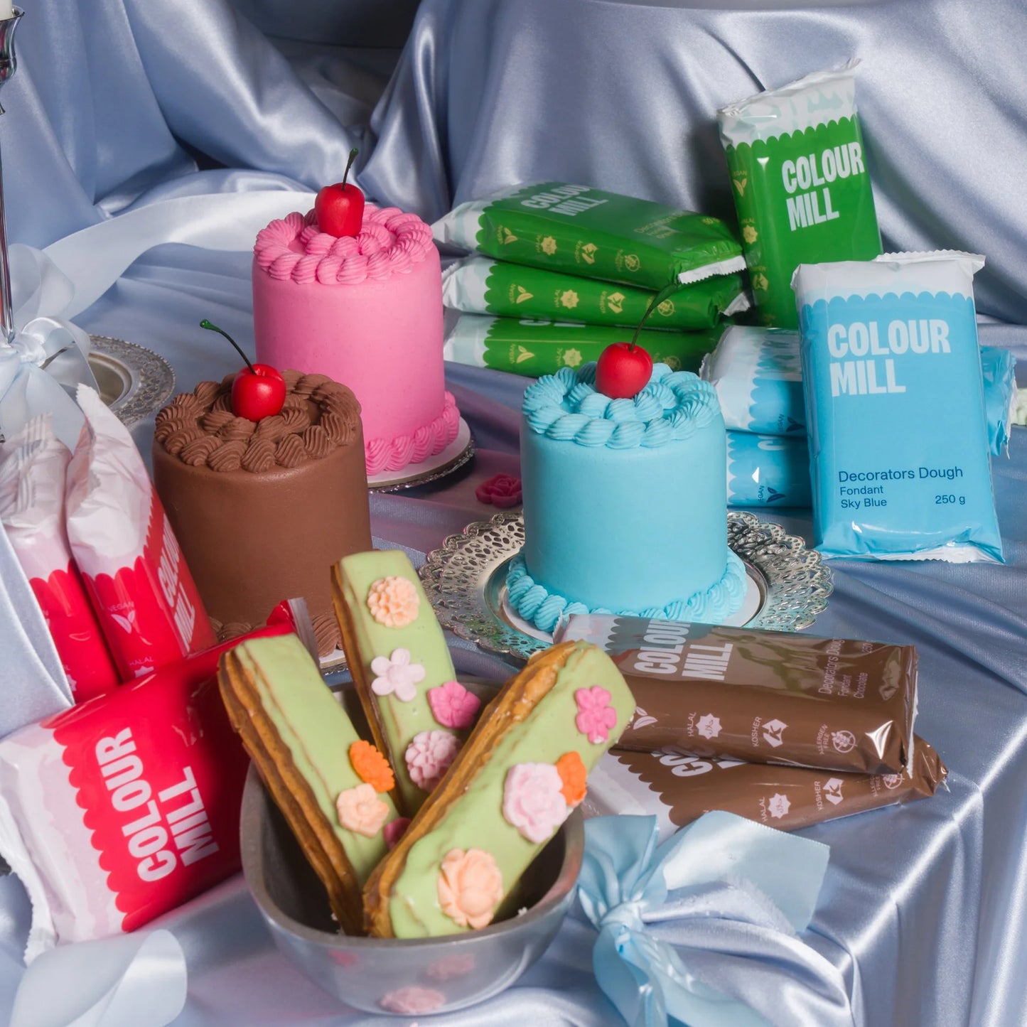 Colour Mill Decorators Dough Sky Blue Fondant 250g