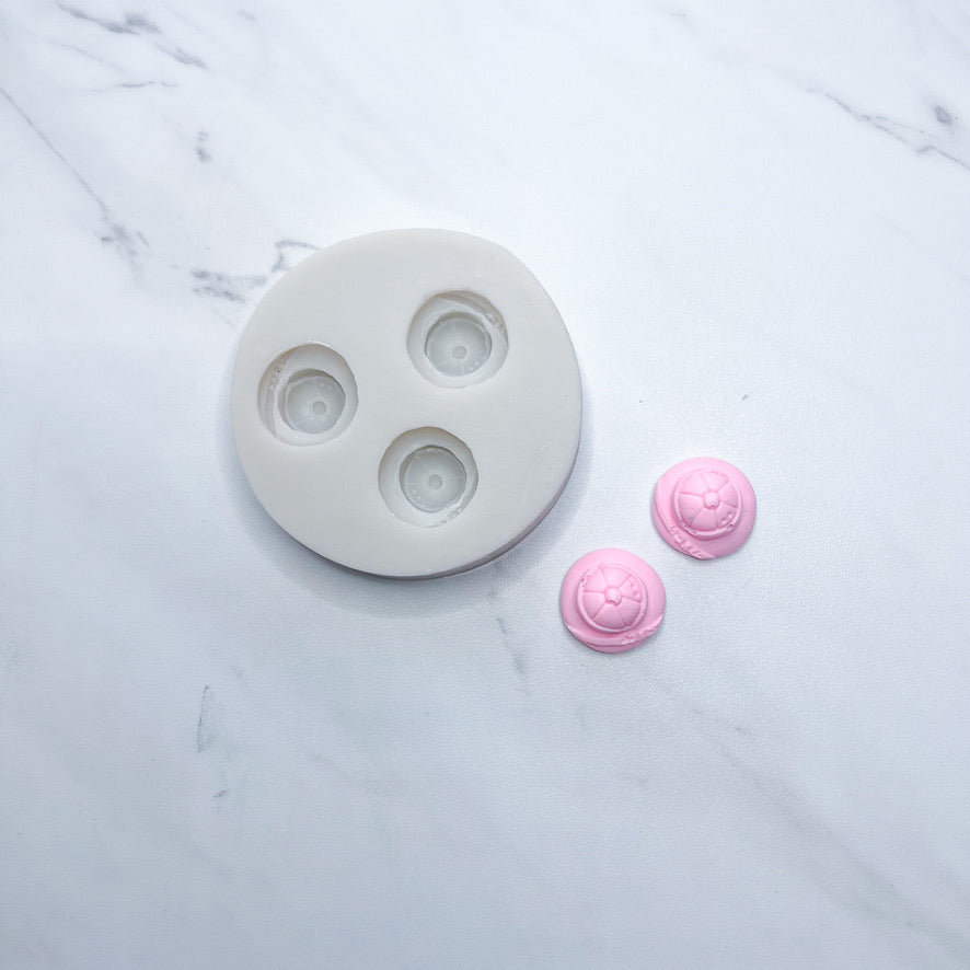 SAFARI HAT TRIO MOLD