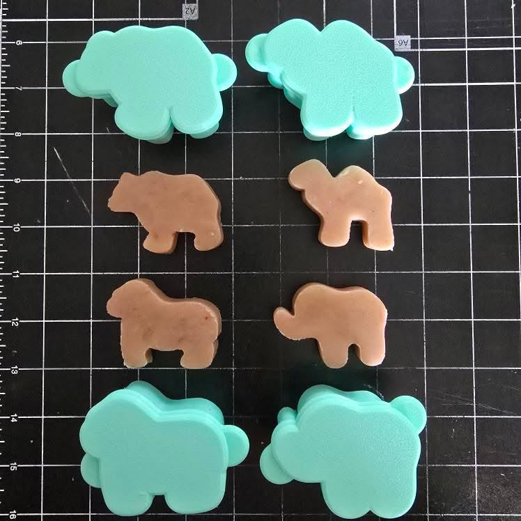 Circus Animals Cake Pop Molds | Deluxe Cutter & Popper