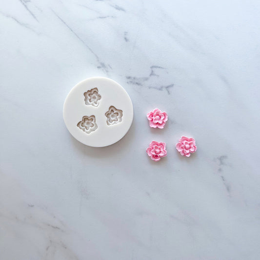 SMALL WAVY THREE FLOWER MOLD