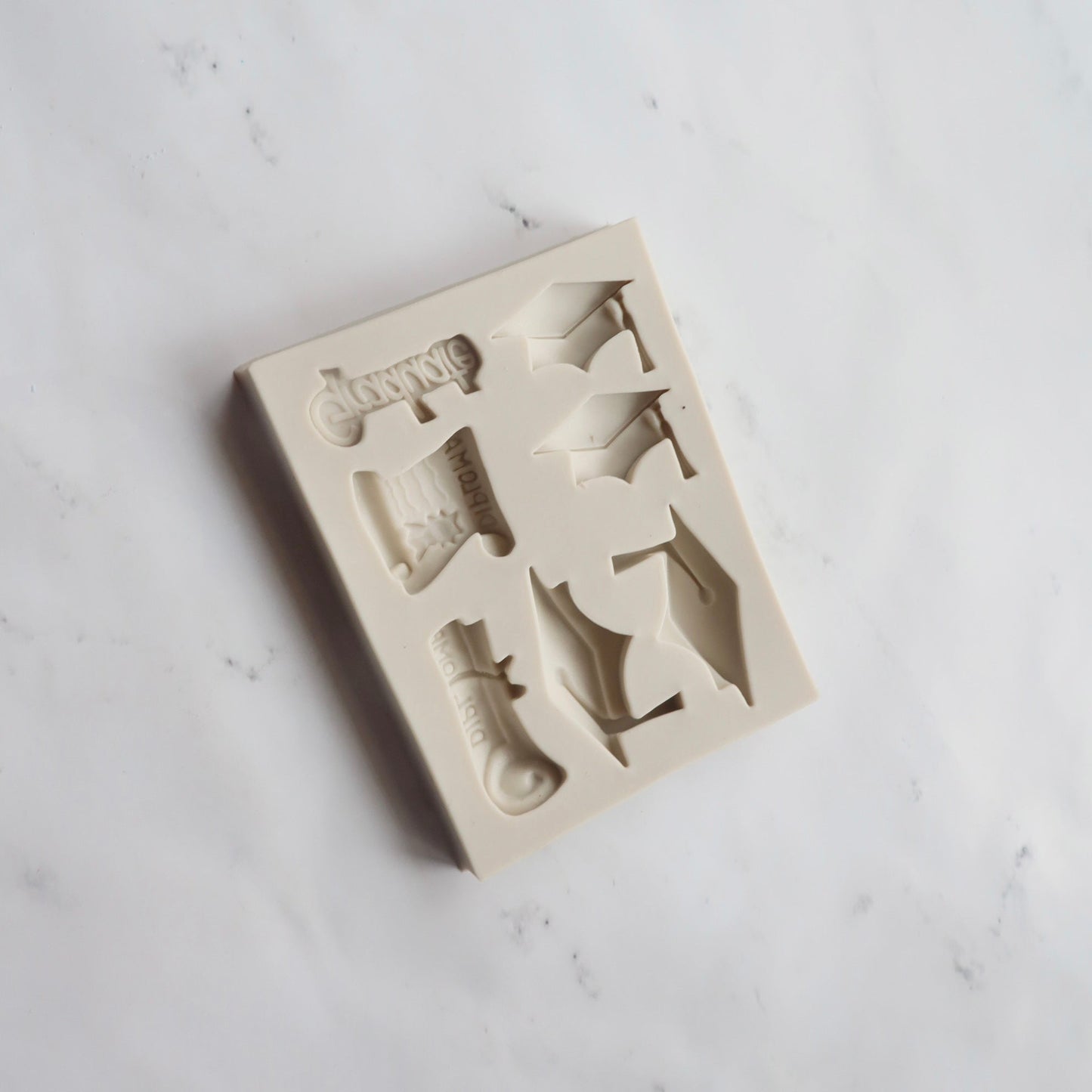 GRADUATION THEME MOLD