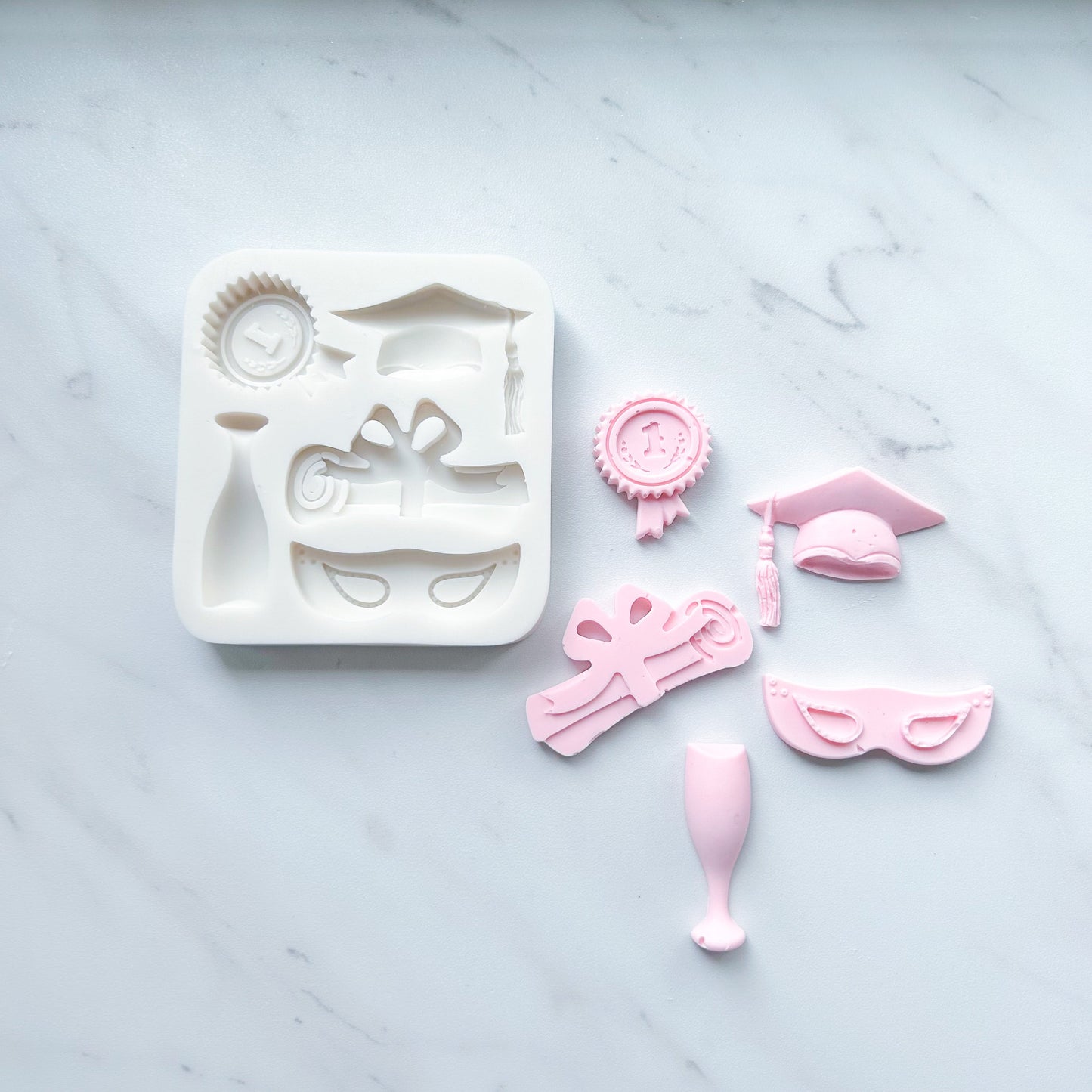 GRADUATION CELEBRATION MOLD