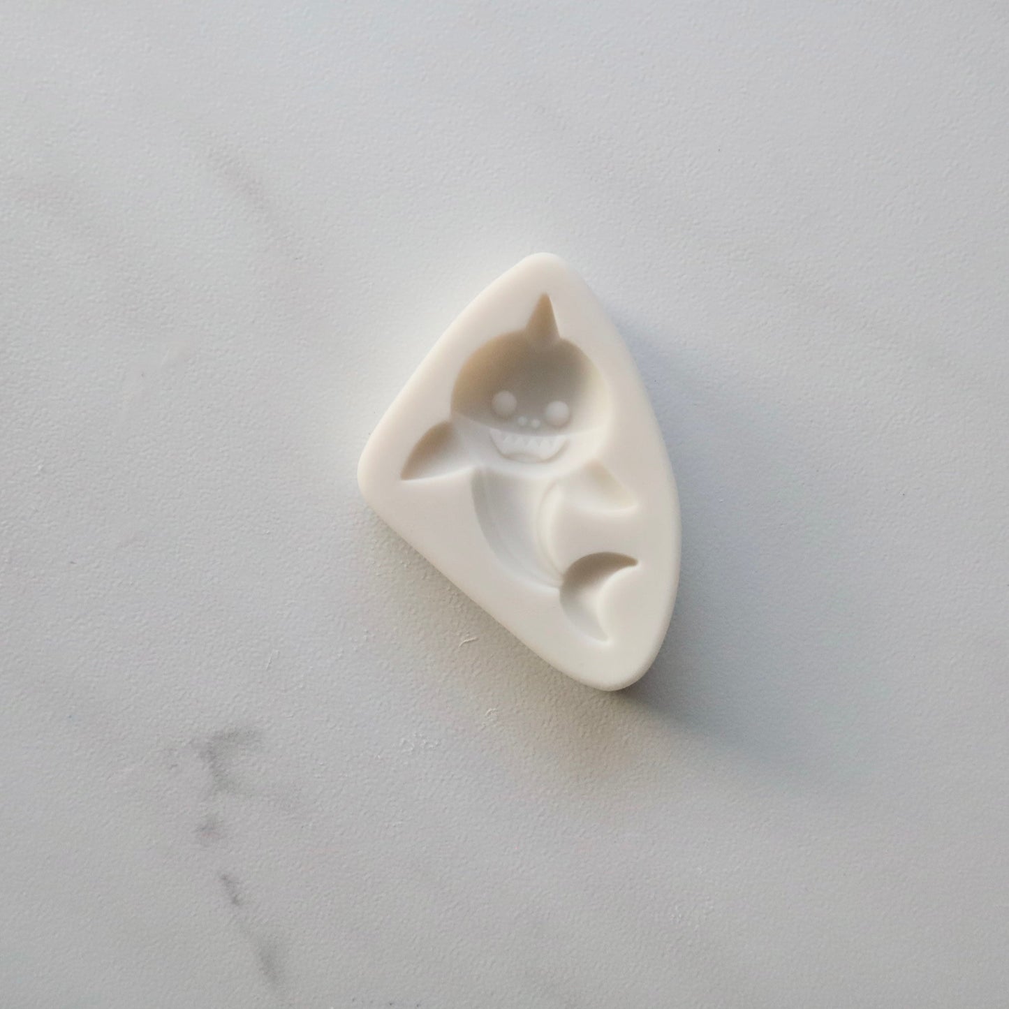 BABY SHARK MOLD