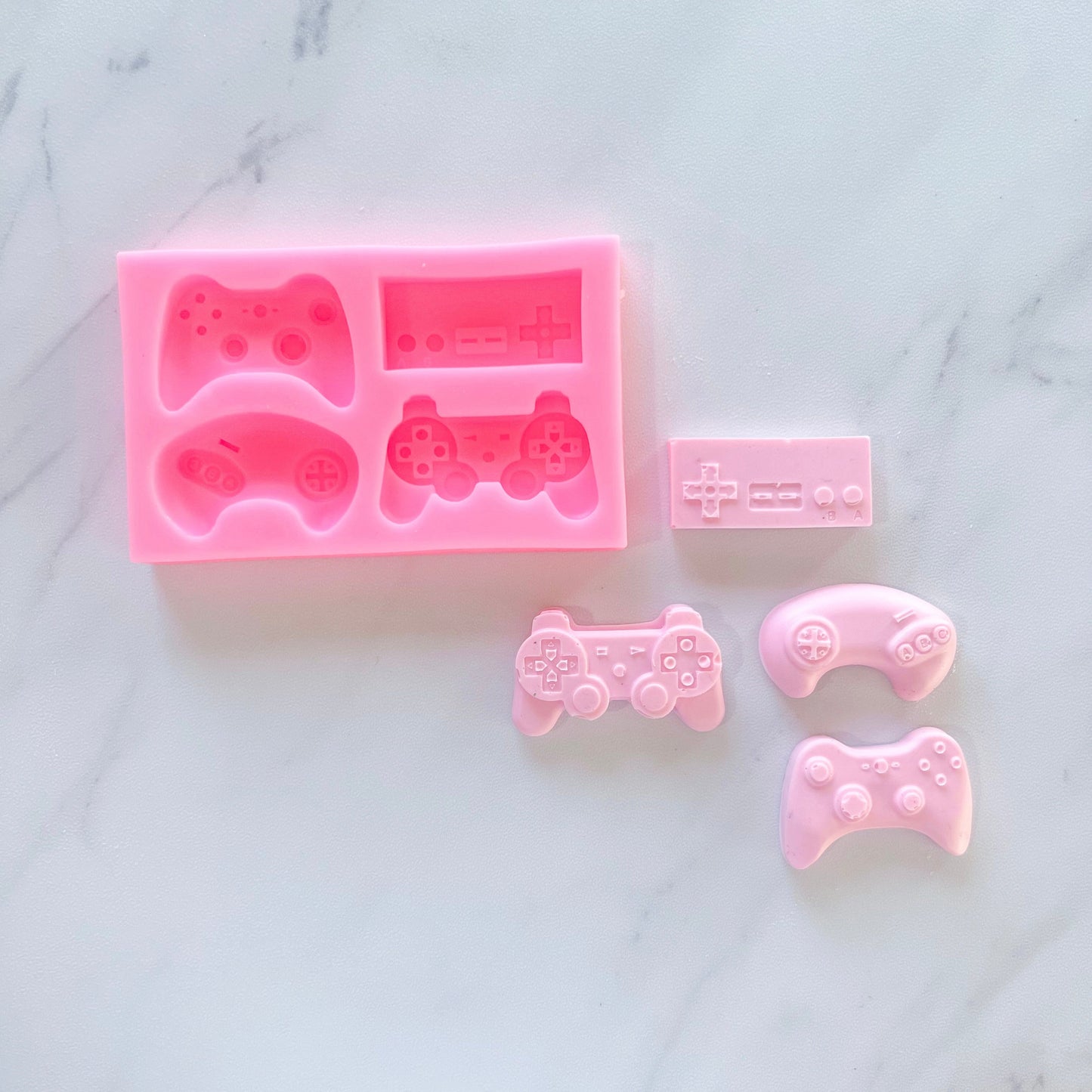 GAMER CONTROLLER  MOLD